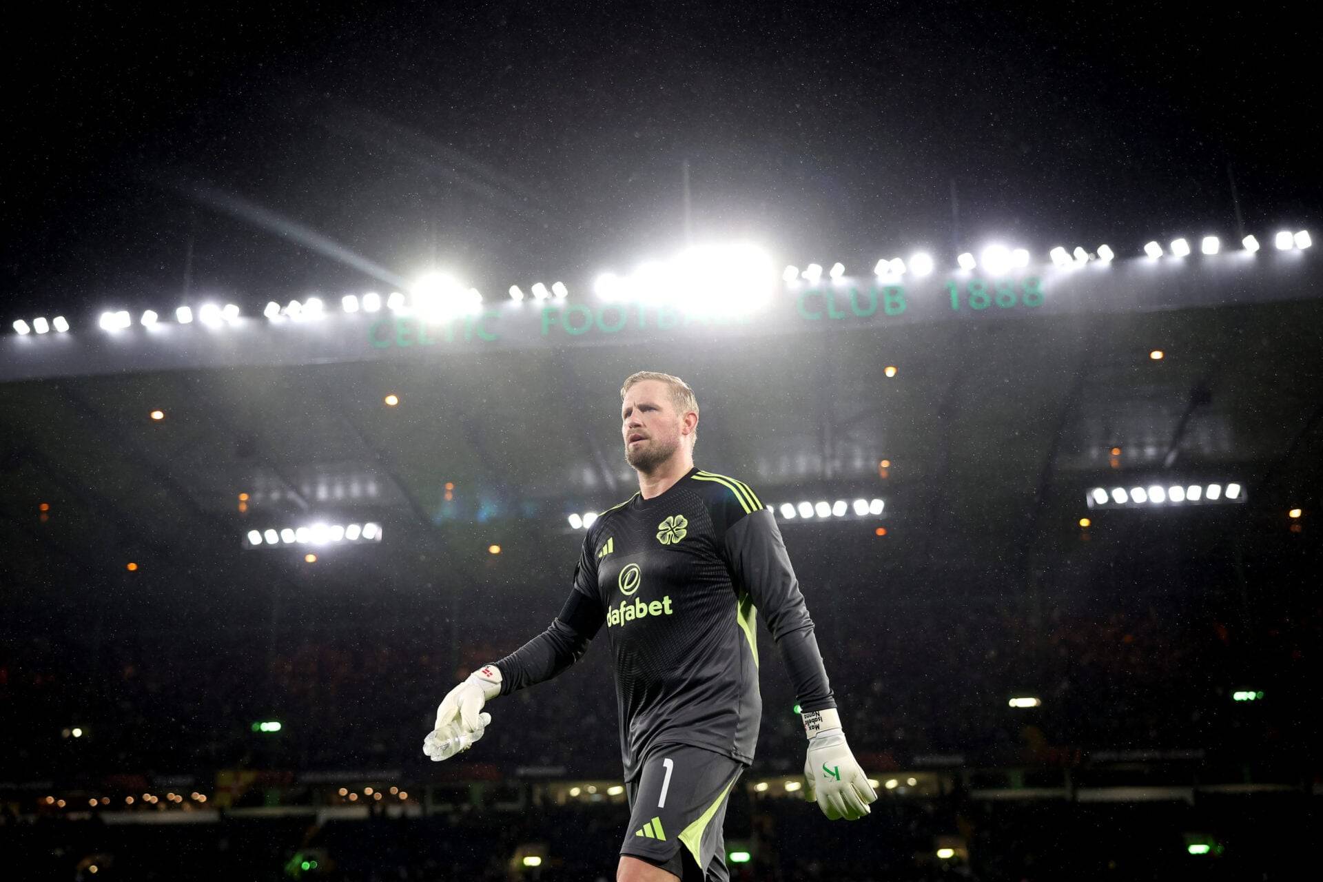 Kasper Schmeichel ‘human nature’ argument made by Stiliyan Petrov after Celtic boos