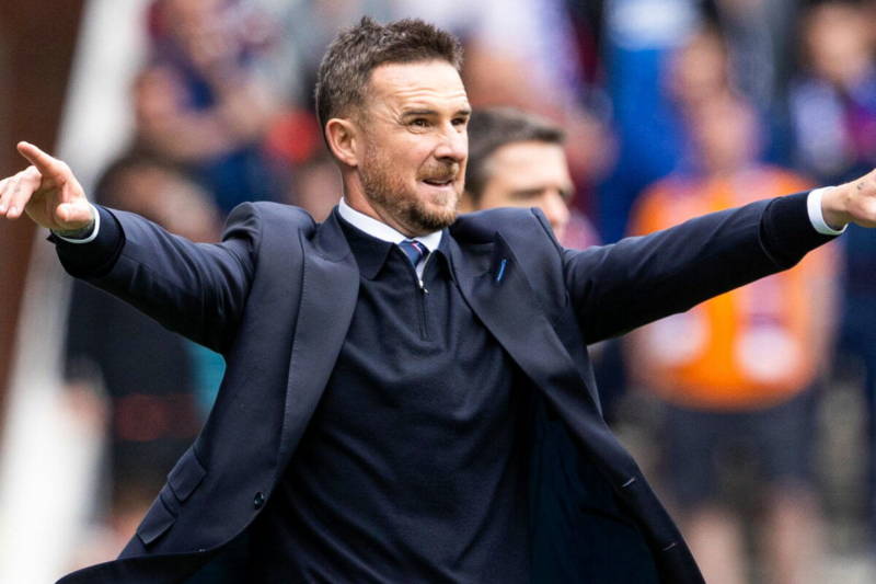 Barry Ferguson thinks Celtic are there for the taking, as he reminisces about the good ol’ days