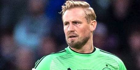 SCHMEICHEL v SINISALO: ‘KASPER WILL BE A GREAT OPTION,’ HART
