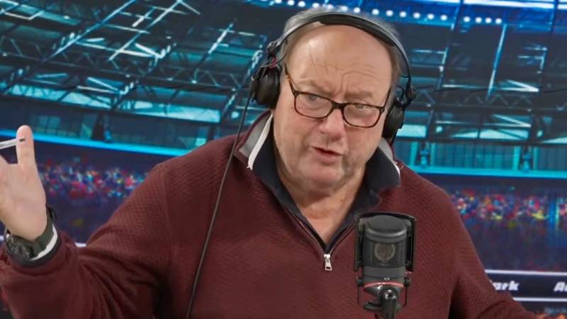 Alan Brazil tells Ross McCormack ‘I’d never do that’ after Celtic fan played for Rangers