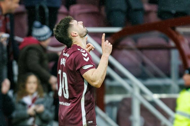 Hearts edge closer to Scottish Premiership title ahead of O** F*** derby
