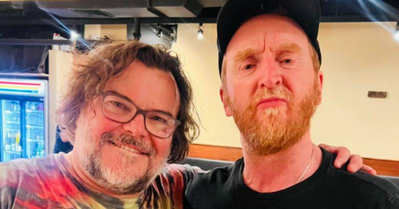 Jack Black and Tony Curran cheer on Celtic in Old firm from pub