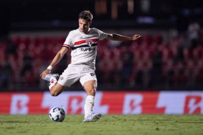 Meet Celtic target Damian Bobadilla, who could be the perfect Reo Hatate replacement Meet Celtic target Damian Bobadilla, who could be the perfect Reo Hatate replacement