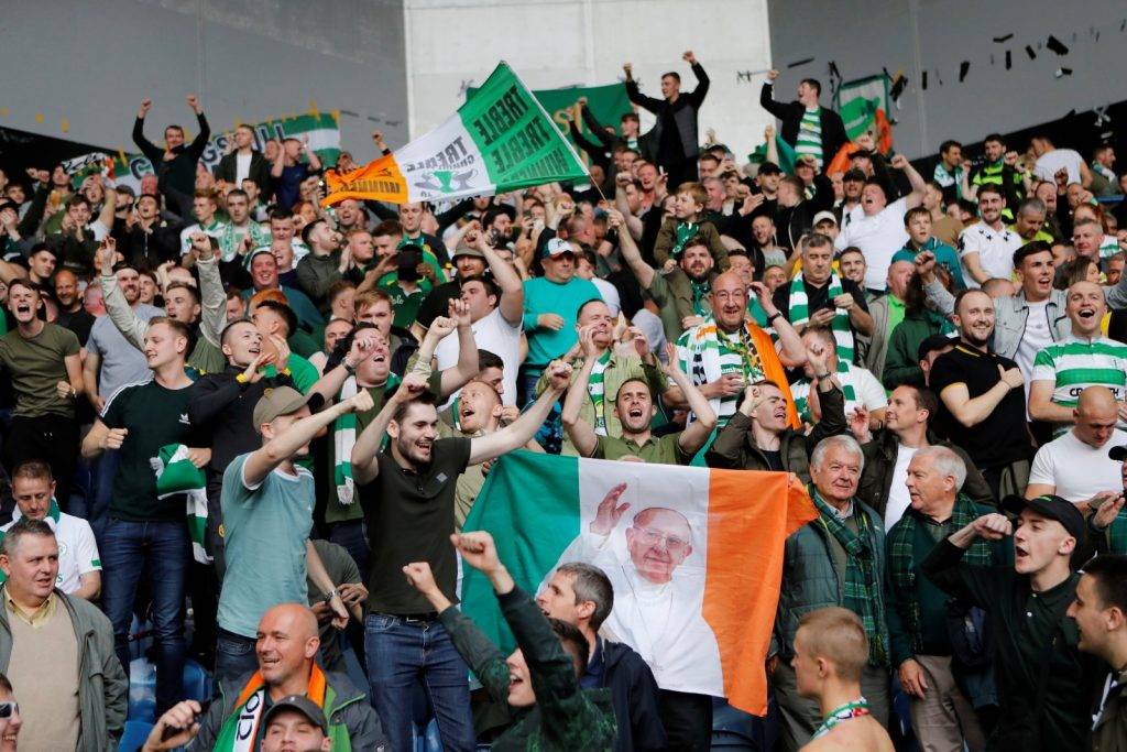 FREE BROOMLOAN- Tifo details