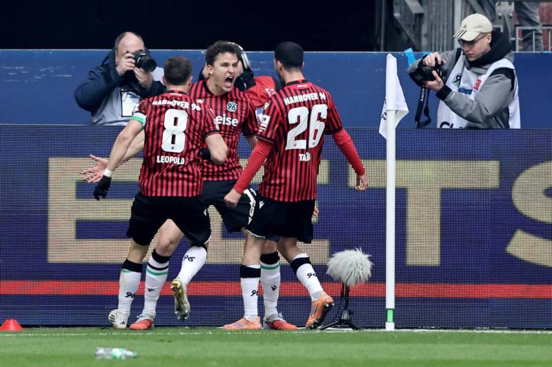 Maik Nawrocki punishes Nikola Katic as Celtic man’s goal sparks Hannover comeback