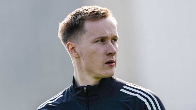 Viljami Sinisalo earns Martin O’Neill’s praise as Celtic face difficult No.1 decision