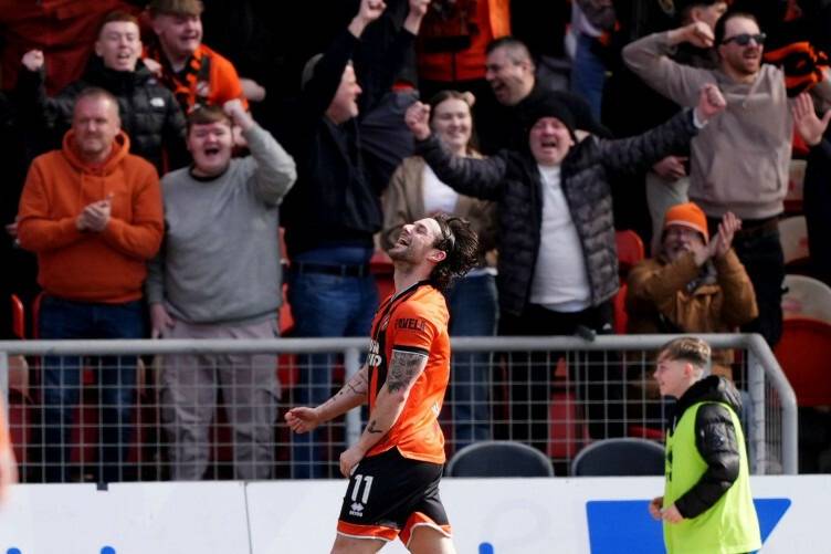 Ex-Ireland U21 international on target as Dundee United stun Celtic