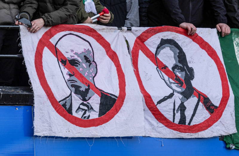 Is there anybody at Celtic who knows how to fly this plane?