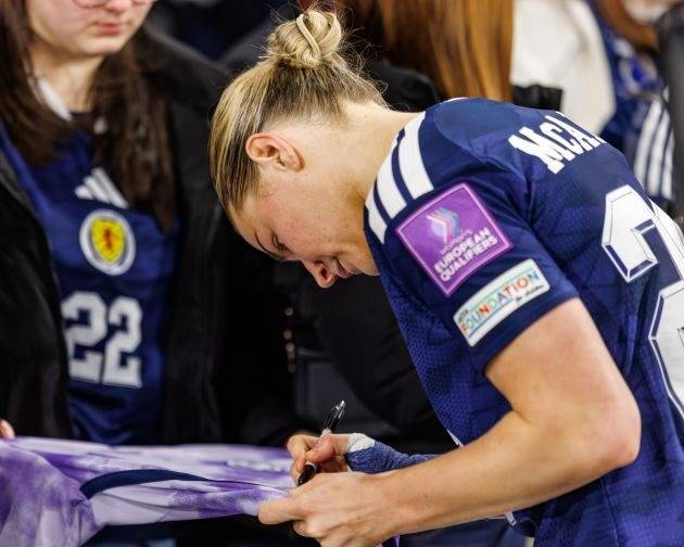 Celtic Star presented with Guinness World Record for fastest ever goal