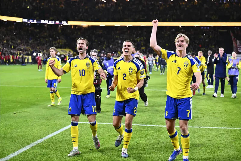 Celtic Stars Past And Present Shine To Reach World Cup