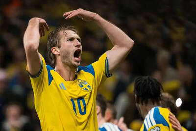 Celtic Star Makes Bold Title Promise After International Heroics