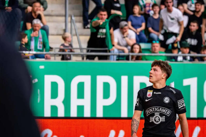 Celtic Target Pelted As Crowd Scenes Turn Ugly