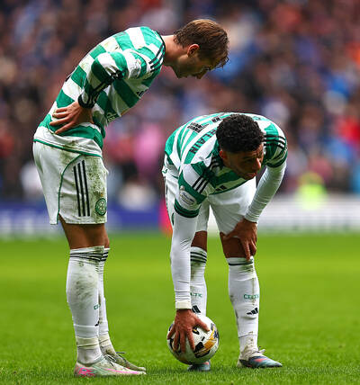 Celtic star subject of ‘towing a caravan’ jibe vs Dundee as pundit delivers brutal live reaction Celtic star subject of ‘towing a caravan’ jibe vs Dundee as pundit delivers brutal live reaction