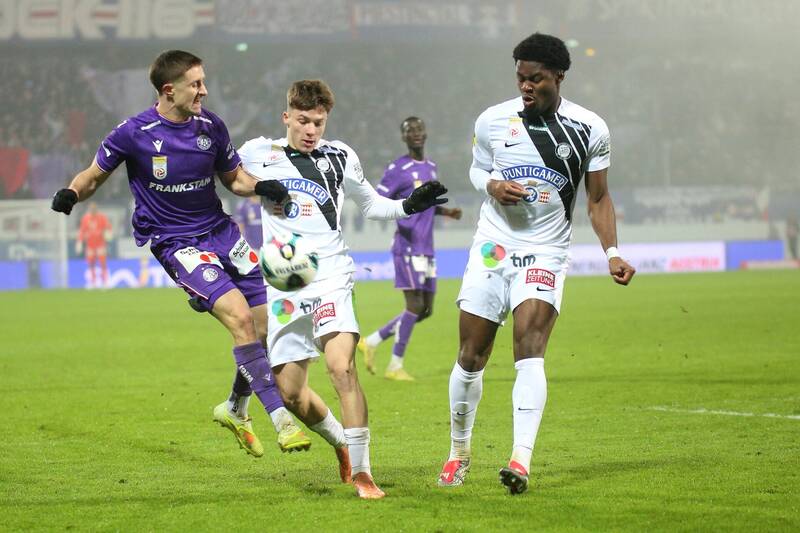 Celtic transfer target Filip Rozga struck by objects in ugly Austrian scenes as forgotten flop gets rare outing