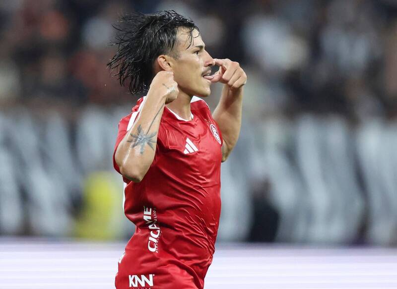 Watch as former Celtic flop Alexandro Bernabei scores 25-yard stunner against Corinthians