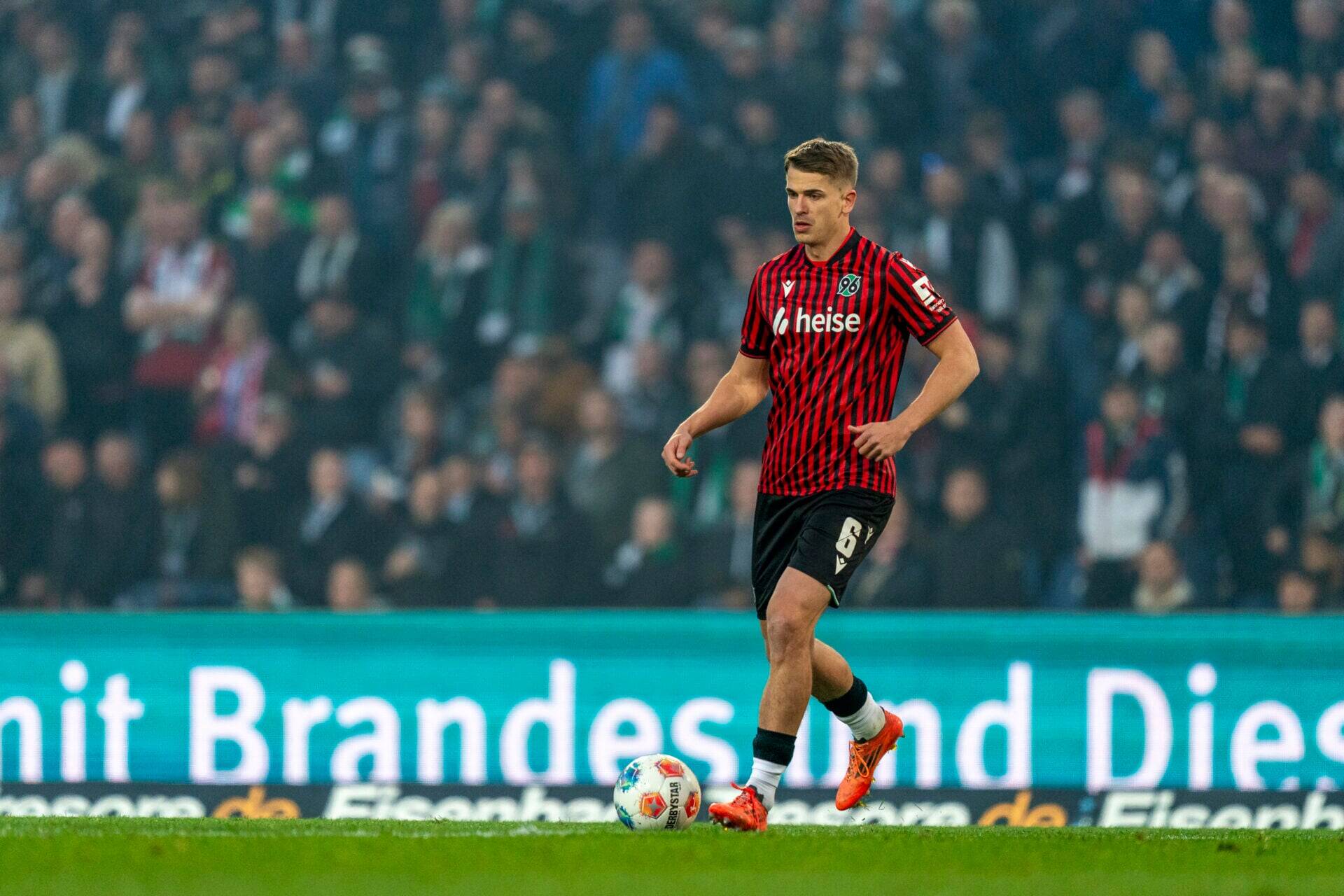 Maik Nawrocki addresses the chances of returning to Celtic after Hannover 96 loan