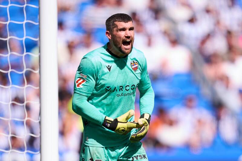 Who is Mat Ryan? The Celtic-linked goalkeeper with a packed CV