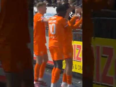 NINE-goal thriller as Rangers score SIX 🔵