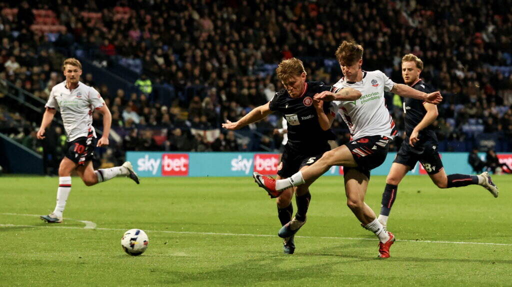 Three-on-a-row Watch as loan Bhoy Kenny scores again
