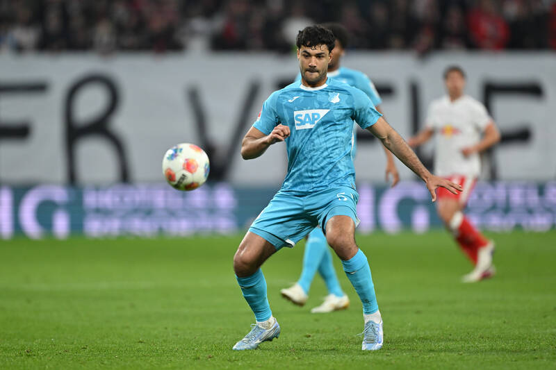 Celtic transfer target compared to Man Utd ace gives major update on future as release clause revealed