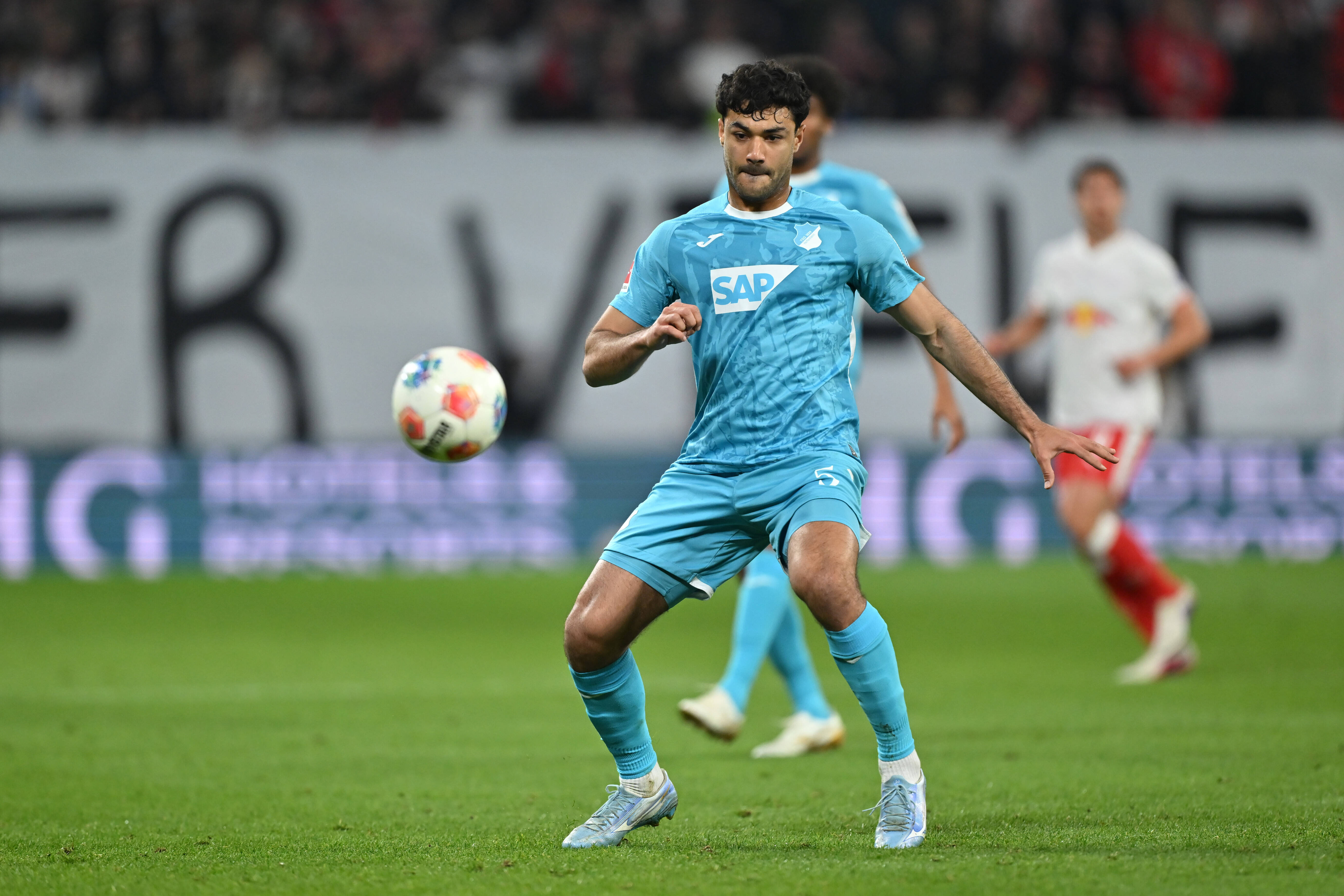 Celtic transfer target compared to Man Utd ace gives major update on future as release clause revealed