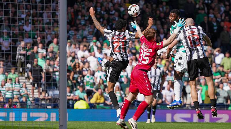 Celtic 6-2 St Mirren (aet; 2-2 after 90 minutes): O’Neill sets up box-office finale to bonkers season