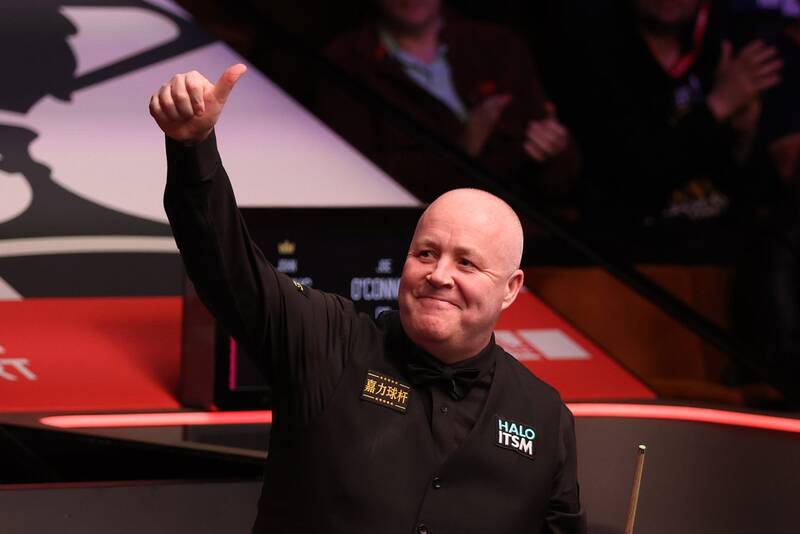 Snooker legend John Higgins takes swipe at Rangers before backing Celtic title push
