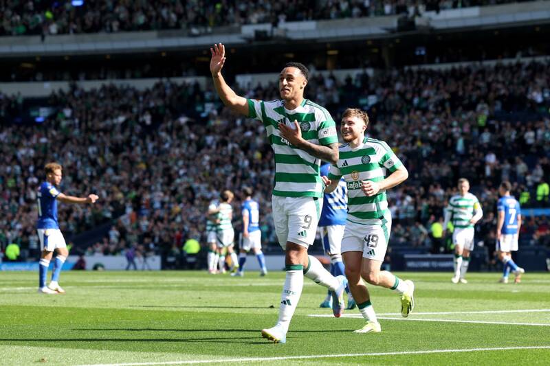 Celtic fans divided over Peter Grant claim that Adam Idah would have scored 20 goals had he stayed