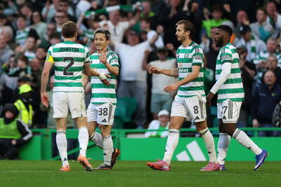 ‘Huge boost’ Chris Sutton reacts as Celtic go joint top with Hearts