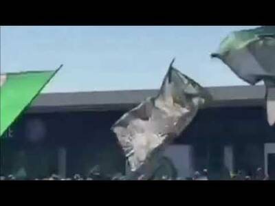 CELTIC FANS WELCOME THE TEAM AHEAD OF THE HOME FIXTURE AGAINST FALKIRK! Get up stand up!