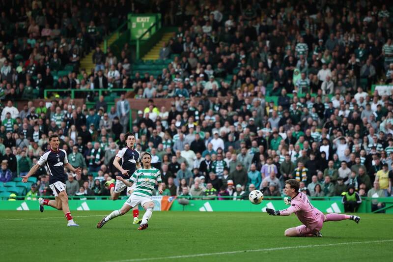 Celtic player ratings vs Falkirk: 9/10 Duracell Bunny inspires Hoops victory to heap pressure on title rivals