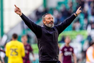 Derek McInnes makes Hearts and Celtic claim after ‘significant’ derby win as Hibs address red cards
