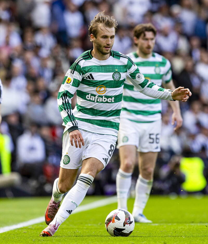 Why would Benjamin Nygren leave Celtic for Tottenham to play in the English Championship?