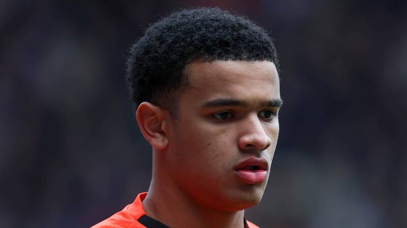 Celtic enter the race for promising young EFL goalkeeper at the end of his contract