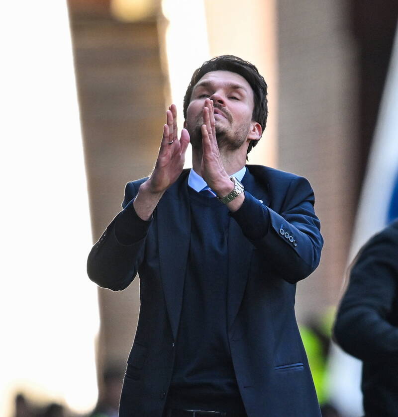 The village idiot says finishing third behind Celtic and Hearts could spell the end for Danny Röhl