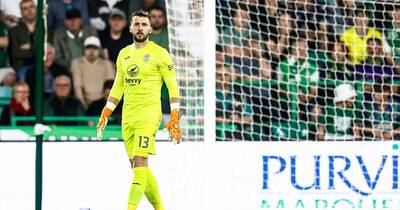 Hibs keeper Jordan Smith reveals awkward toilet dash before Hearts derby entrance and fires back at ‘lie down’ claims