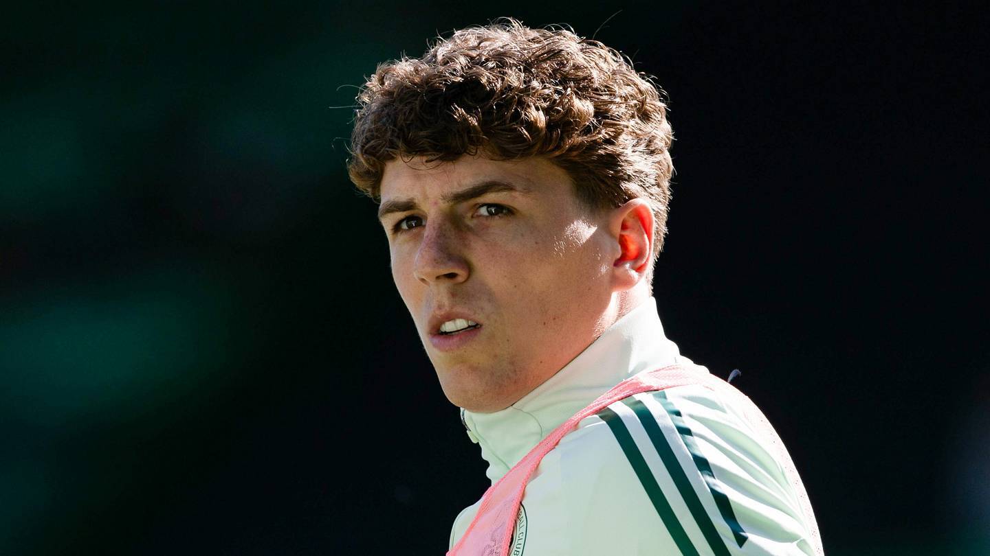 Celtic scout out in-demand Italian midfielder who could compete with Arne Engels