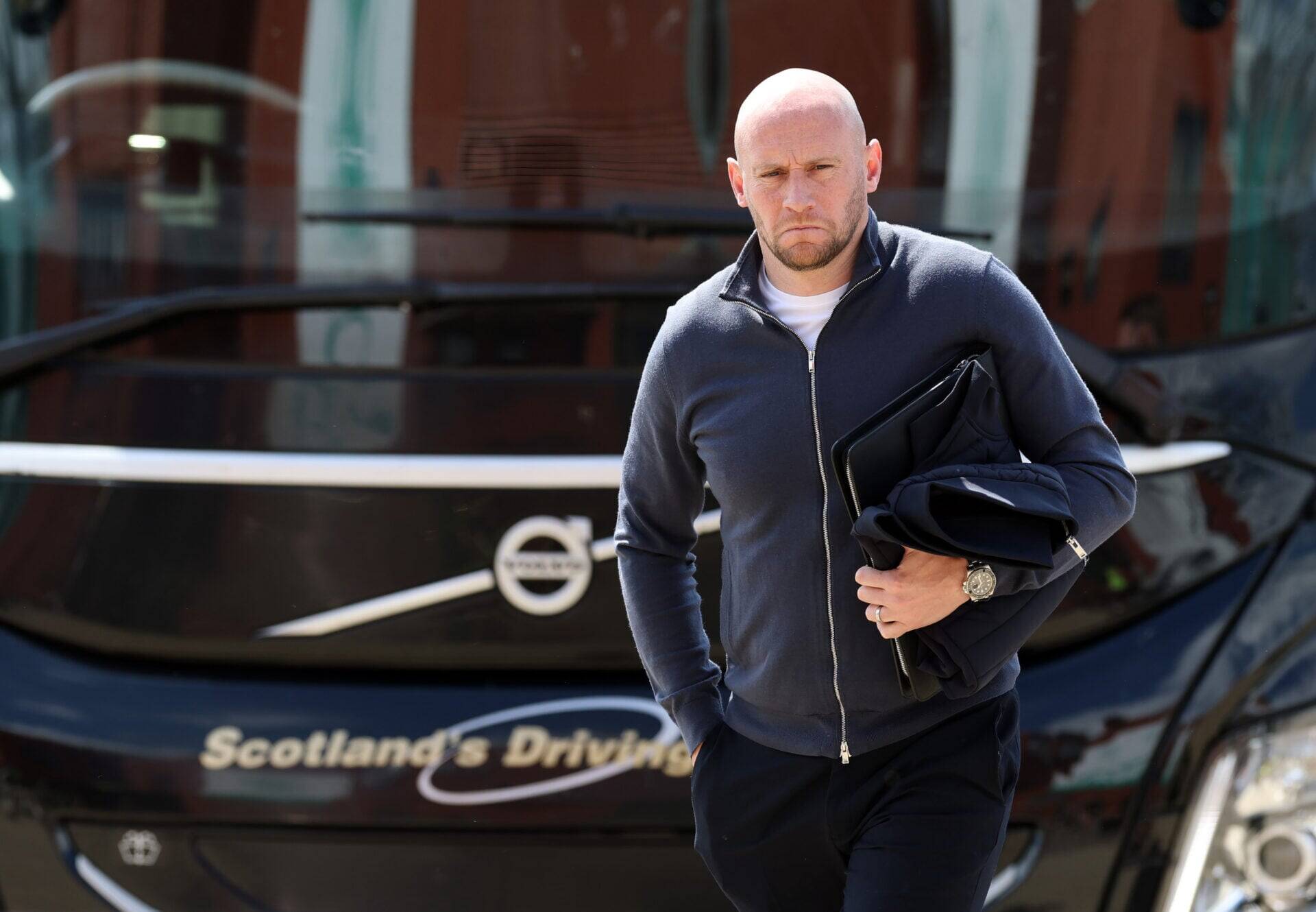 David Gray ‘can’t accept’ Hibs ill-discipline against ‘very aggressive’ Celtic
