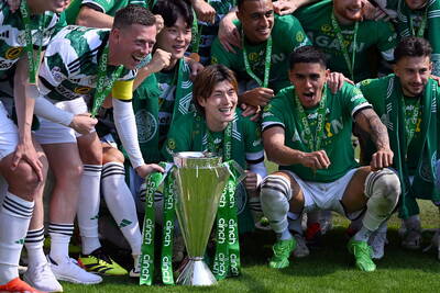 Celtic has put the pressure on our rivals for tonight. One of them will buckle.