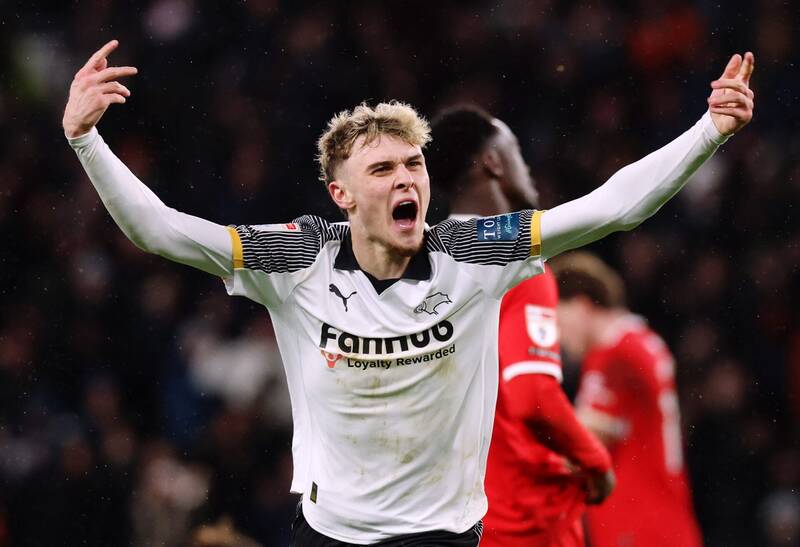 Bobby Clark available at ‘cut price’ with Celtic target back on the table after Derby form