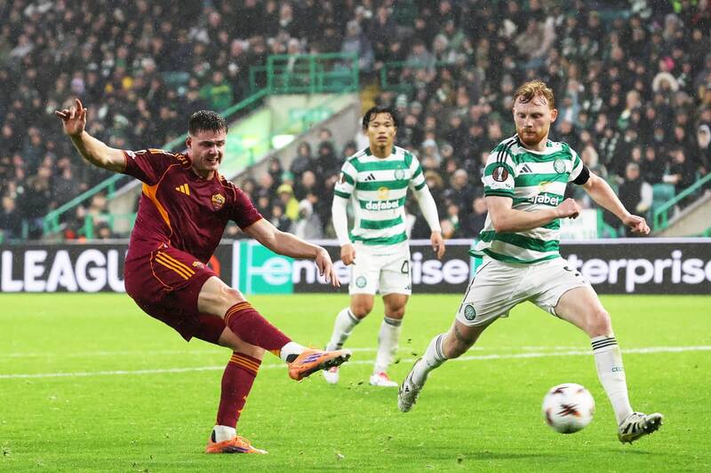 Celtic warned against summer transfer as EPL marksman told ‘you’re not mentally strong enough’