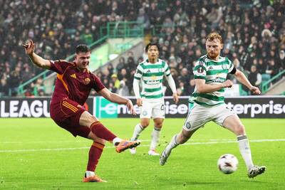 Celtic warned against summer transfer as EPL marksman told ‘you’re not mentally strong enough’
