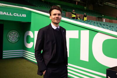 Danny, Danny Rohl- watch as Celtic fans taunt the Ibrox bottler