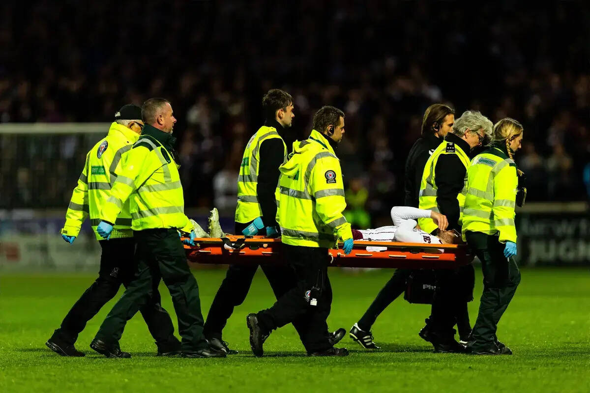 Hearts suffer double injury blow as Craig Halkett and Marc Leonard out for months