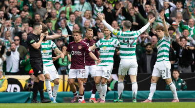 Celtic defy Don Robertson to win the SPFL Premiership title
