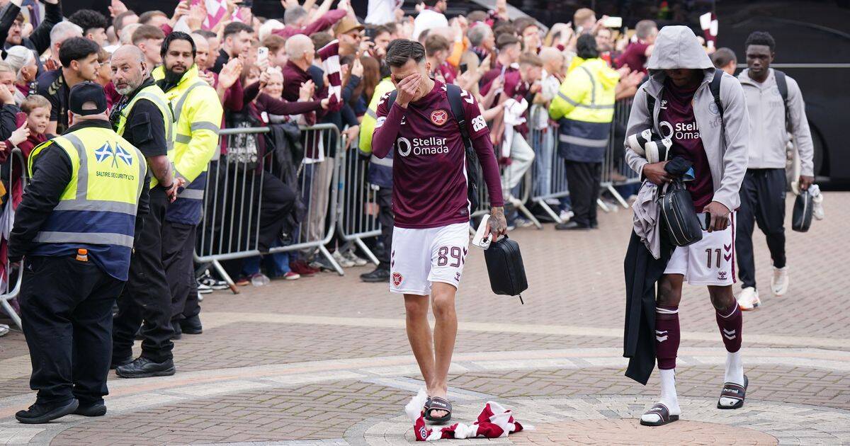 Hearts return to heroes’ welcome at Tynecastle despite gut-wrenching Celtic defeat in title decider