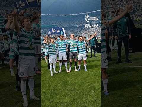 Celtic celebrate LAST-GASP title win 🏆