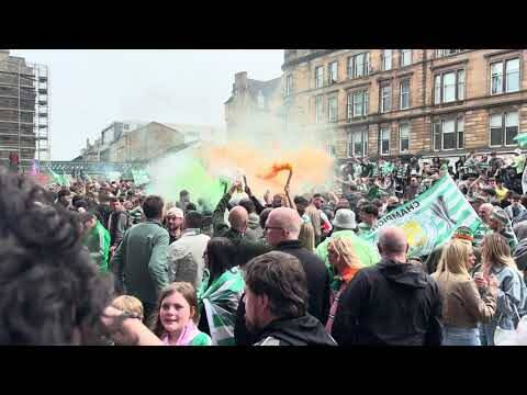 CRAZY SCENES &ndash; CELTIC FANS AT MERCHANT CITY!!!