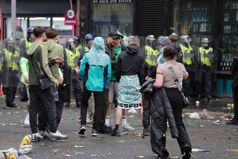 Trongate: Police disperse crowds amid ‘disorder’ after Celtic’s Scottish Premiership win