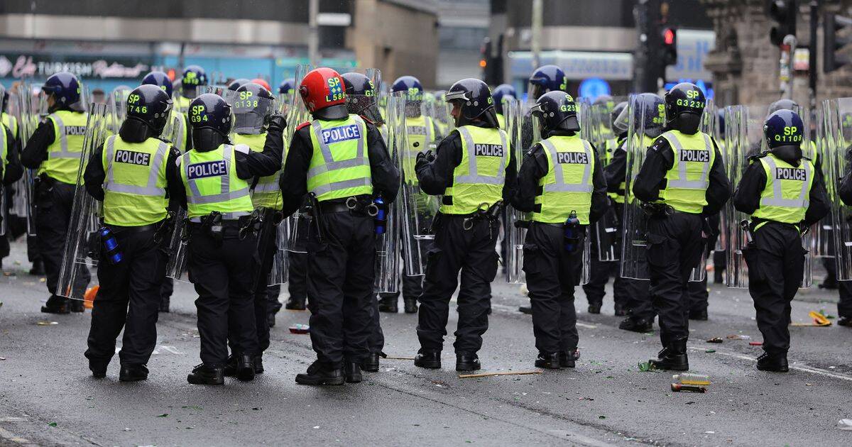 Glasgow City Council slam ‘embarrassing’ scenes in Trongate as Celtic fans clashed with cops